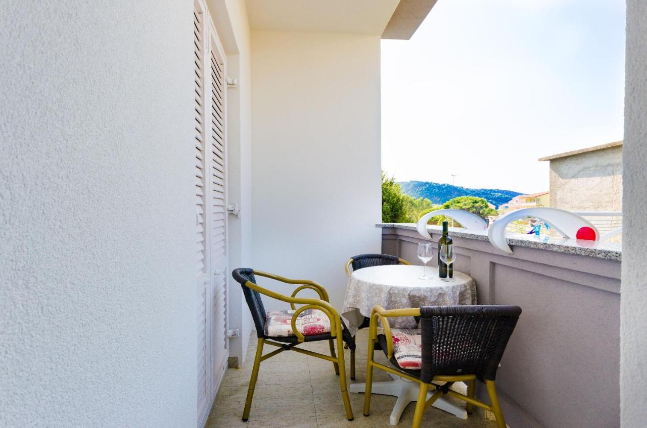 Apartments Ruza-Rajska Beach Лопар Екстериор снимка