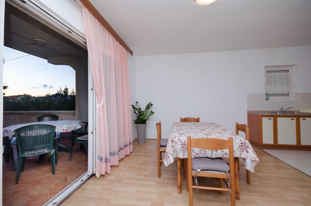 Apartments Ruza-Rajska Beach Лопар Екстериор снимка